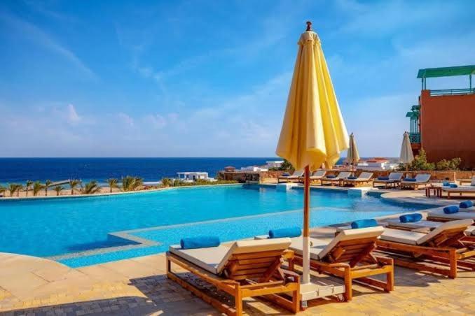 Seaview In Azzurra Sahl Hasheesh 2 Bedrooms *